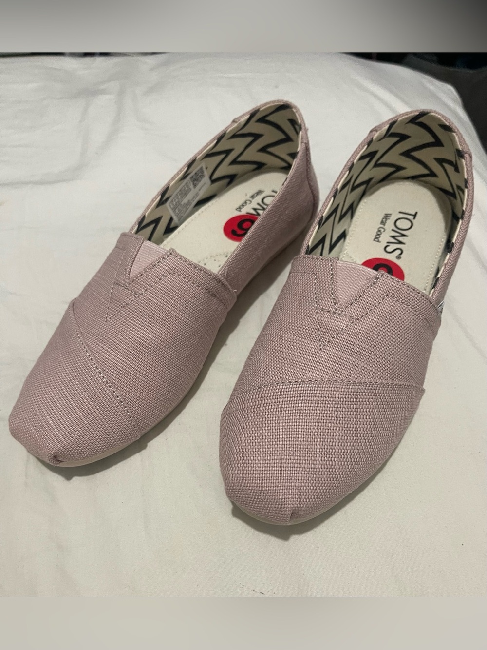 Toms Women's Slip-On Canvas Flats in Light Pink - Size 6